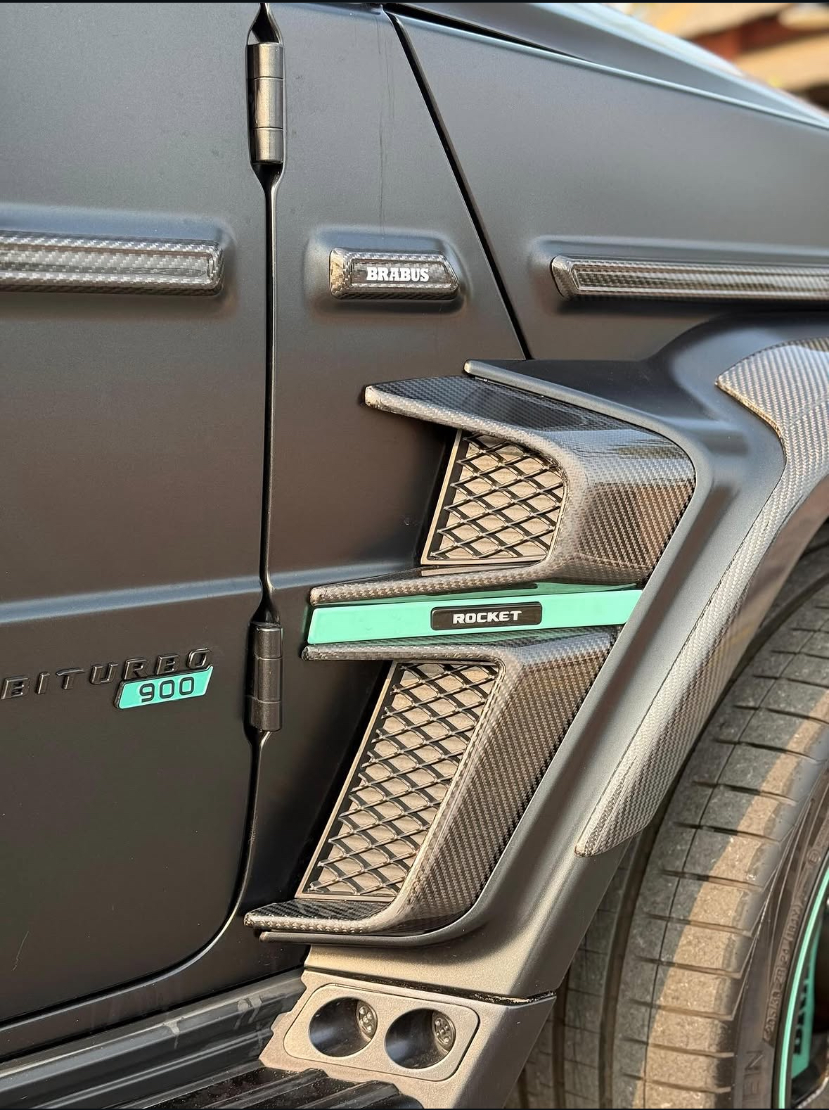 G63 BRABUS Emblem