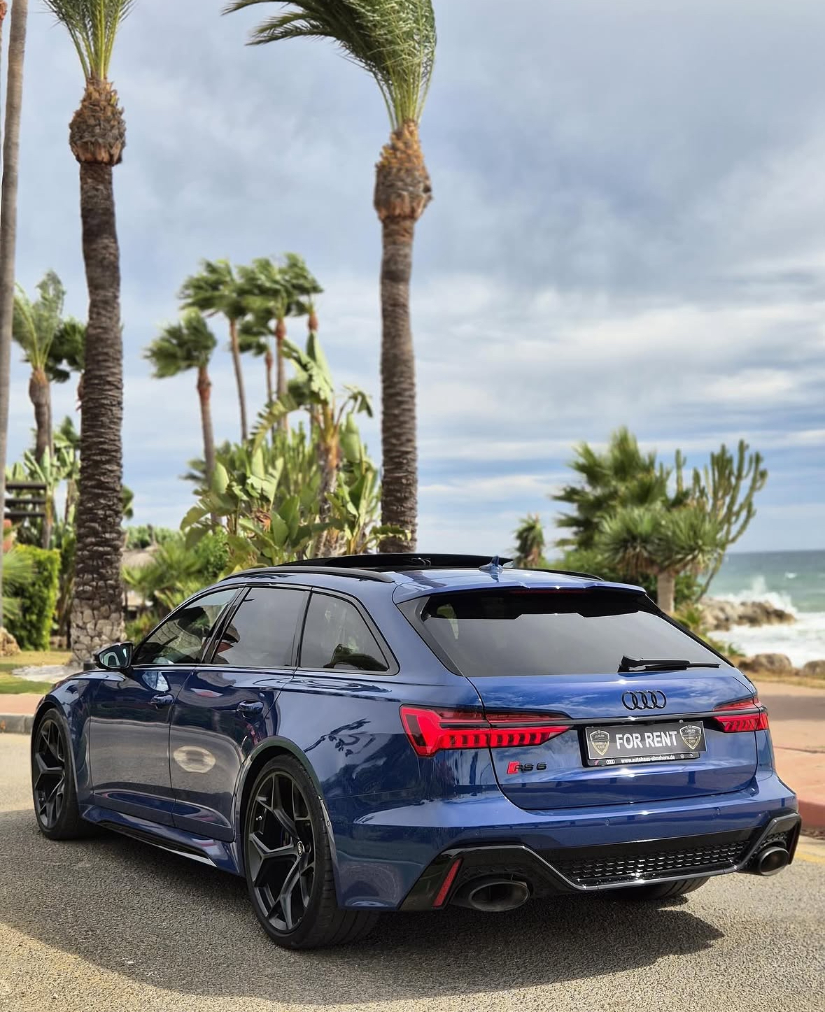 Audi RS6 Side